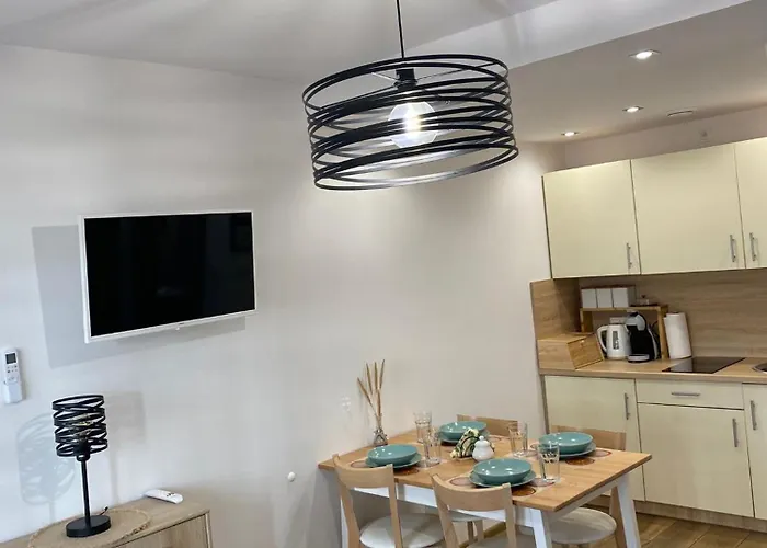 9 Nina - Dębina * Debina (Ustka)